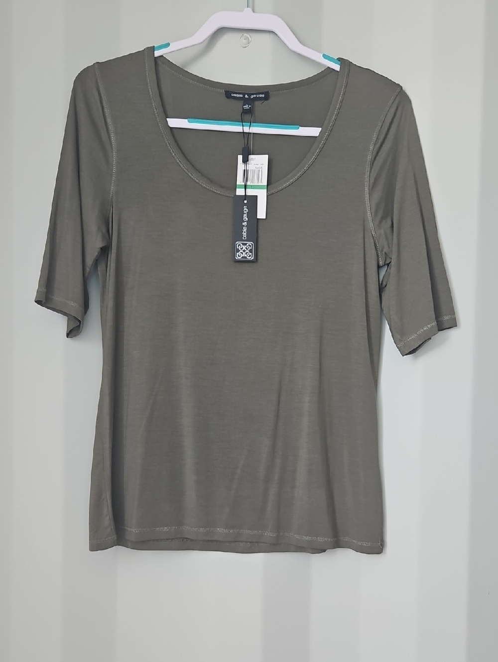 Cable & Gauge Olive Scoop Neck Short Sleeve Top Size Large